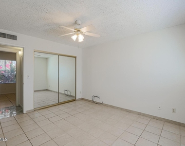 3020 N 87th Avenue - Photo Thumbnail 17