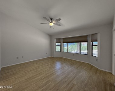 17211 N Desert Glen Drive - Photo Thumbnail 18