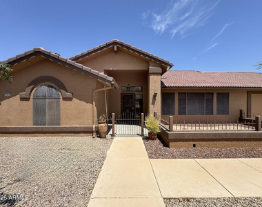 17211 N Desert Glen Drive - Photo Thumbnail 3