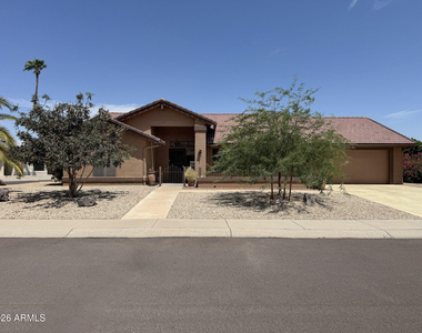 17211 N Desert Glen Drive - Photo Thumbnail 1