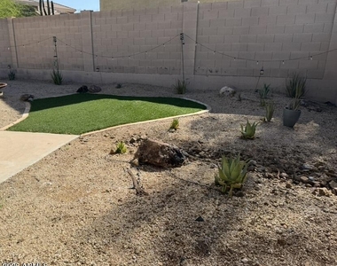 4170 E Hallihan Drive - Photo Thumbnail 18
