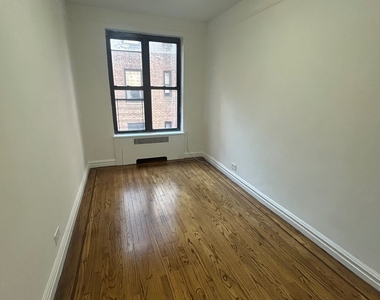 Inwood - Photo Thumbnail 4