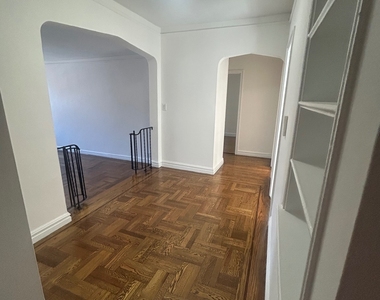 Inwood - Photo Thumbnail 1