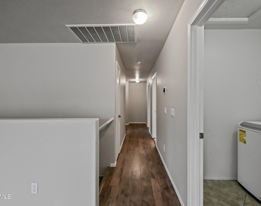 9208 W Deanna Drive - Photo Thumbnail 21
