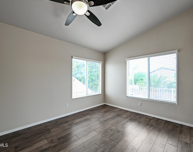 9208 W Deanna Drive - Photo Thumbnail 30