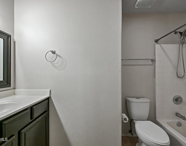 9208 W Deanna Drive - Photo Thumbnail 29
