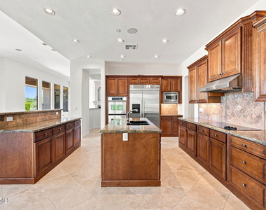 9800 E Lofty Point Road - Photo Thumbnail 14