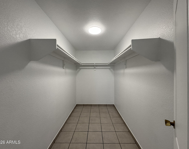 1023 E Old Southern Avenue - Photo Thumbnail 10