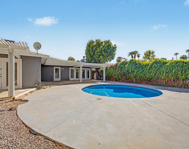 6732 E 6th Street - Photo Thumbnail 28