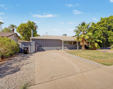 6732 E 6th Street - Photo Thumbnail 1