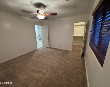 2110 W Kathleen Road - Photo Thumbnail 6