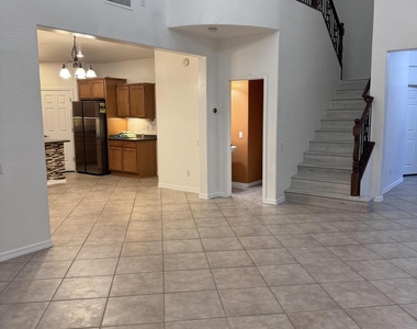 2110 W Kathleen Road - Photo Thumbnail 23