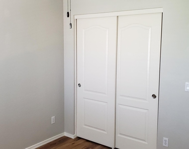 1297 E Birdland Drive - Photo Thumbnail 29