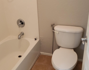 1297 E Birdland Drive - Photo Thumbnail 27