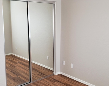 1297 E Birdland Drive - Photo Thumbnail 25