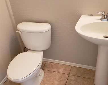 1297 E Birdland Drive - Photo Thumbnail 8