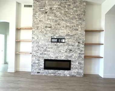 16634 S 3rd Place - Photo Thumbnail 17