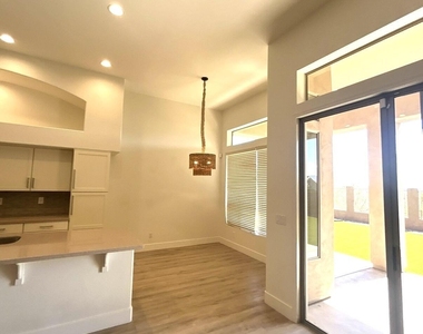 16634 S 3rd Place - Photo Thumbnail 13