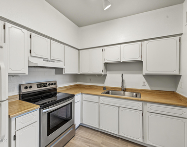 1343 W 3rd Street - Photo Thumbnail 11