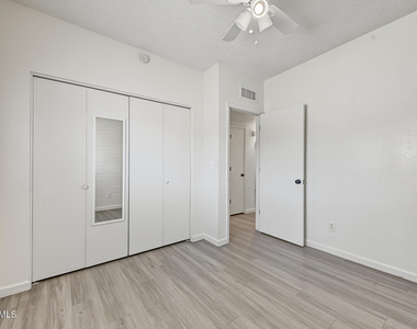 1343 W 3rd Street - Photo Thumbnail 16