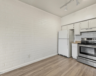 1343 W 3rd Street - Photo Thumbnail 12