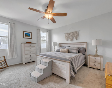 25779 W Hazel Drive - Photo Thumbnail 4