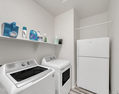 25779 W Hazel Drive - Photo Thumbnail 10