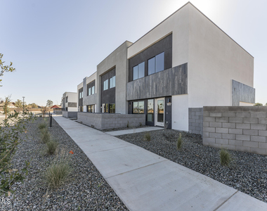 432 S 32nd Street - Photo Thumbnail 67