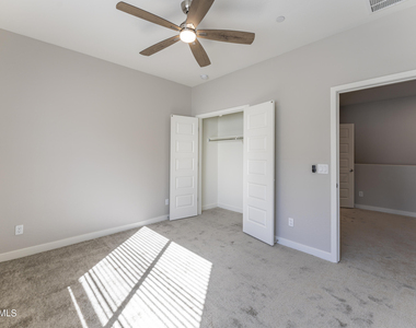 432 S 32nd Street - Photo Thumbnail 44
