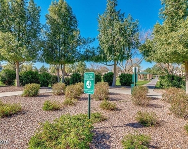 4334 E Carla Vista Drive - Photo Thumbnail 12