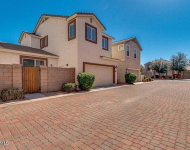 4334 E Carla Vista Drive - Photo Thumbnail 59