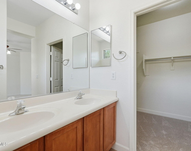 39518 N White Tail Lane - Photo Thumbnail 18