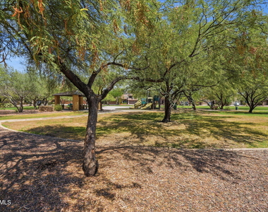 39518 N White Tail Lane - Photo Thumbnail 30