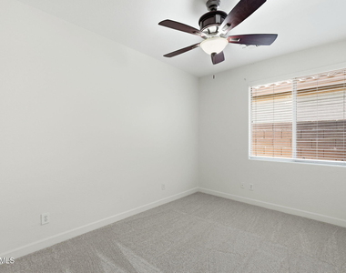 39518 N White Tail Lane - Photo Thumbnail 23