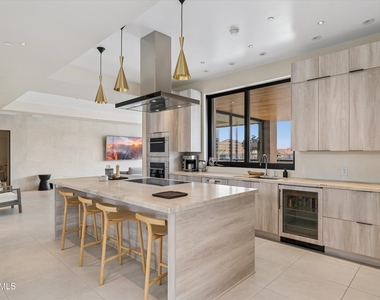 7381 E 6th Avenue - Photo Thumbnail 12