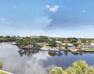 13 Royal Palm Way - Photo Thumbnail 32
