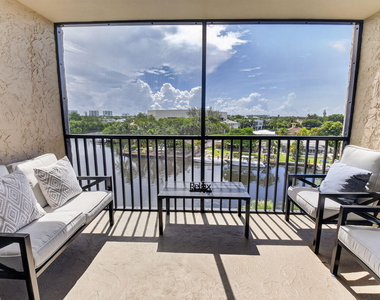 13 Royal Palm Way - Photo Thumbnail 7