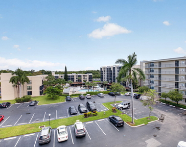 13 Royal Palm Way - Photo Thumbnail 31