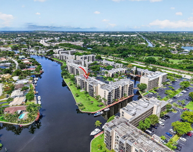 13 Royal Palm Way - Photo Thumbnail 2