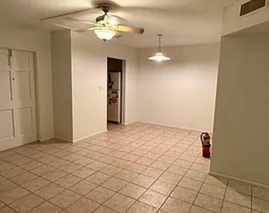 601 Pine Drive - Photo Thumbnail 3