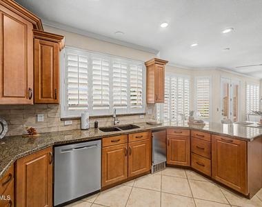 5431 W Folley Street - Photo Thumbnail 7