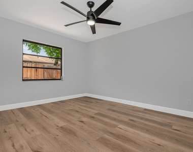 9279 Nw 17th Court - Photo Thumbnail 19