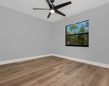 9279 Nw 17th Court - Photo Thumbnail 14