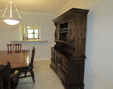 3007 Sw 21st Terrace - Photo Thumbnail 6
