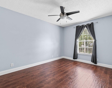 5423 Grand Park Place - Photo Thumbnail 26