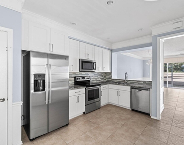 5423 Grand Park Place - Photo Thumbnail 6