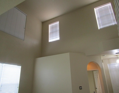 1756 Sw Jamesport Drive - Photo Thumbnail 10
