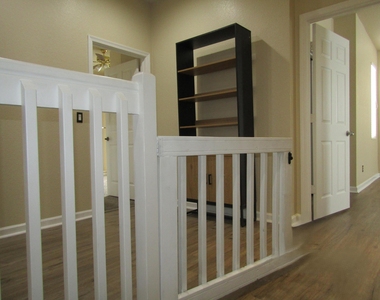 1756 Sw Jamesport Drive - Photo Thumbnail 20