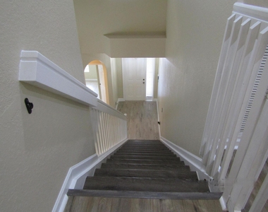1756 Sw Jamesport Drive - Photo Thumbnail 11