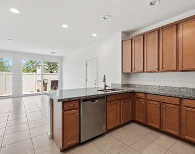 29232 N 123rd Lane - Photo Thumbnail 16